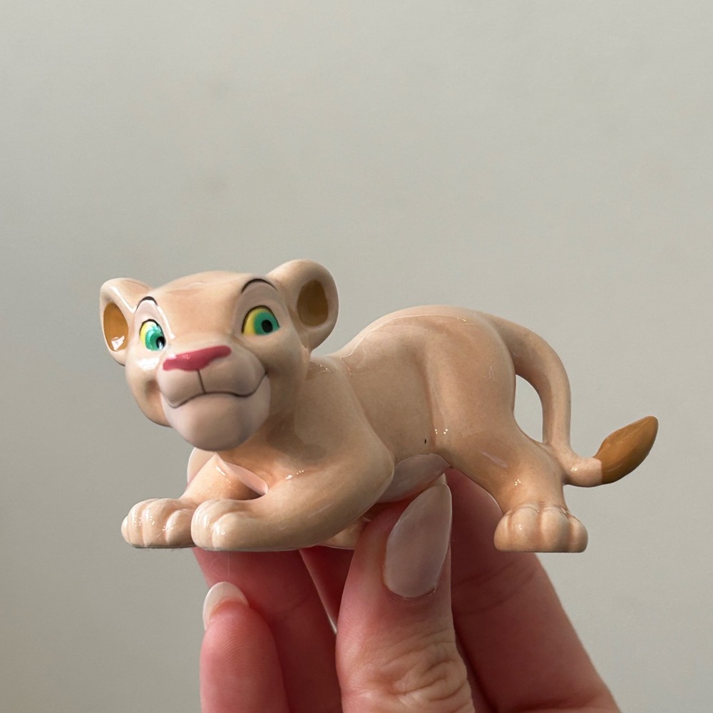 Disney Vintage Nala Porcelain Figurine The Lion King Statue Adorable Movie Decor